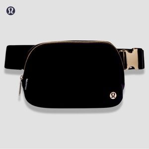 Lululemon Black Velour Belt Bag NWT
